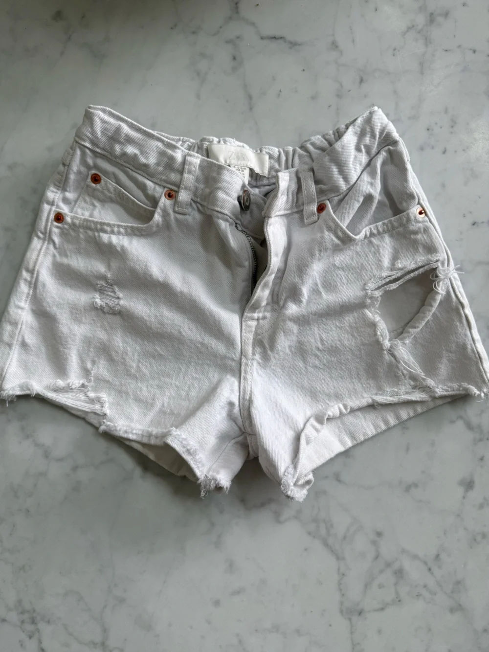 ZARA Girls White Distressed Denim Shorts 11/12